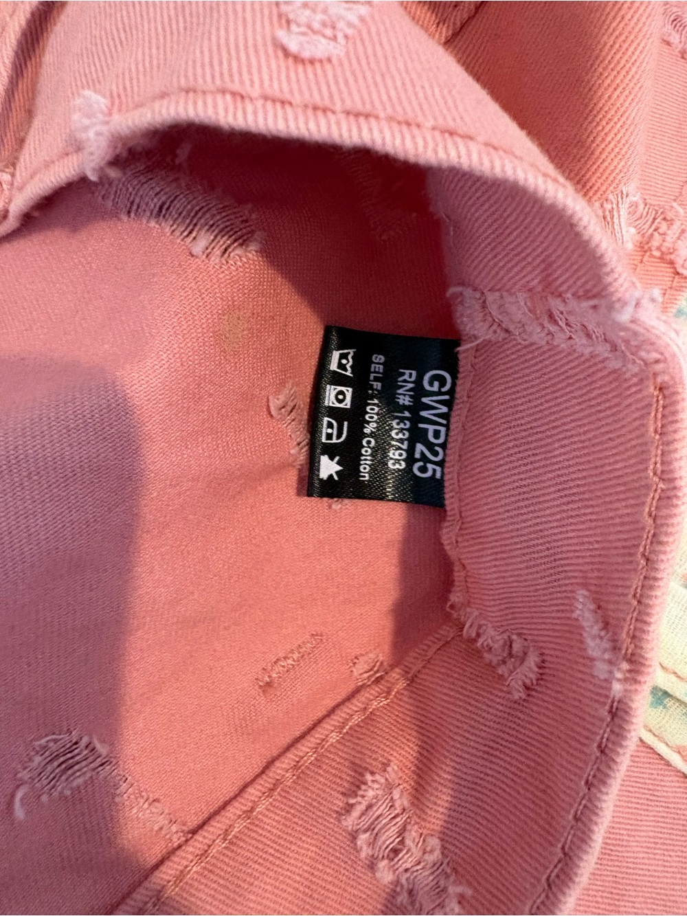 POL Distressed Pink party pants - Picture 9 of 9